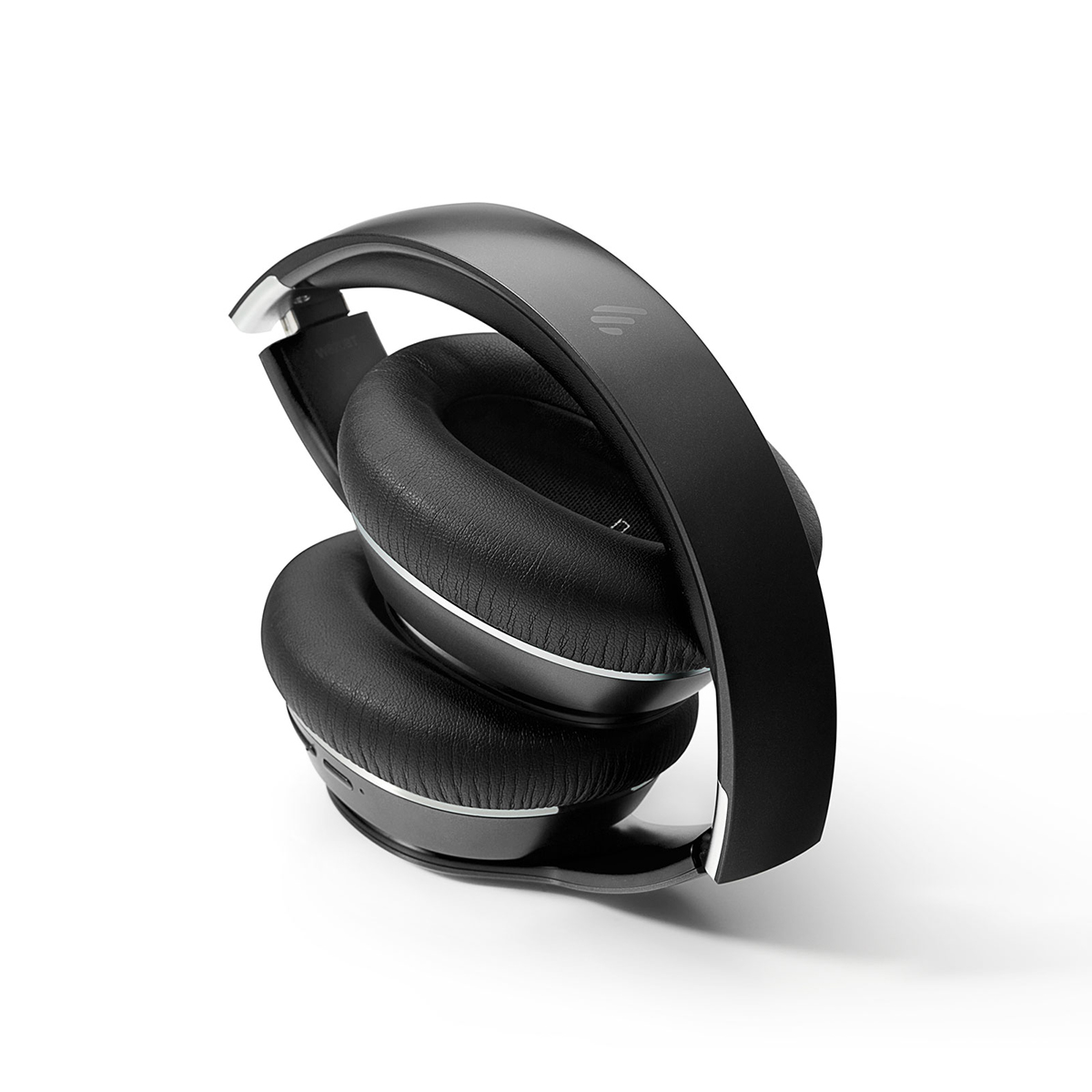 Edifier W820BT Black Over-Ear Bluetooth Headphones